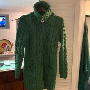 Green SAOL Ladies Irish Aran Zip Cardigan